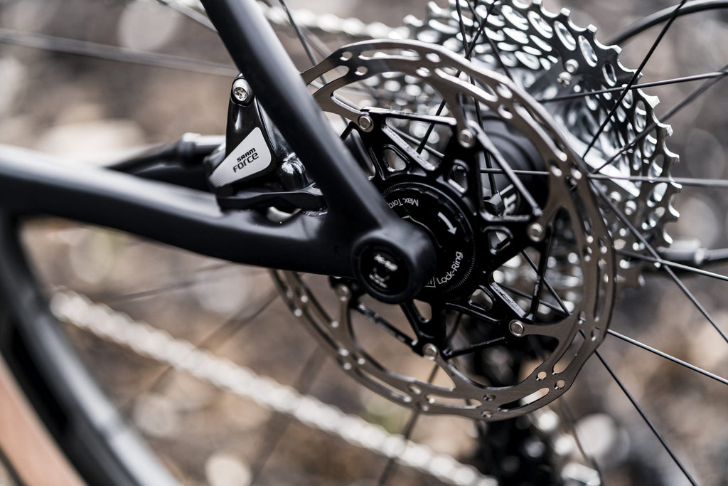 Postmount vs. Flatmount brakes - Gravel Bike Tech